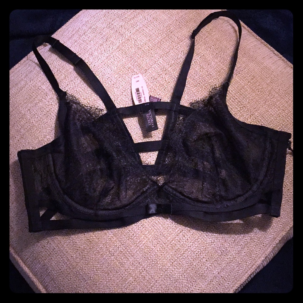Victoria’s Secret Black lace bra
